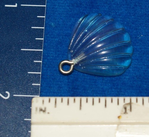 Set of 19- Seashells Sparkly Glittery Charms Jewelry Craft Fast Shipping - Picture 9 of 19