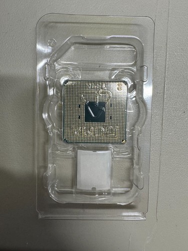 AMD Ryzen 9 5950X Desktop Processor (4.9GHz, 16 Cores, Socket AM4) - Photo 2/2