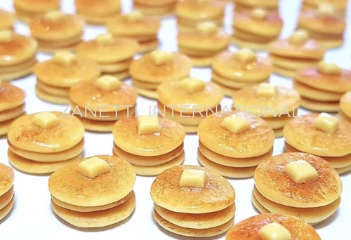 Barbi Dollhouse Miniature Food Mini Pancakes Triple Stack Breakfast Lot 👻🧲 4pc - Picture 3 of 12