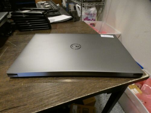15,6" Dell Precision 15 5550 i9-10885H 2,40 GHz 32 GB 512 GB SSD Win 11 Pro TOUCH - Foto 10 di 11