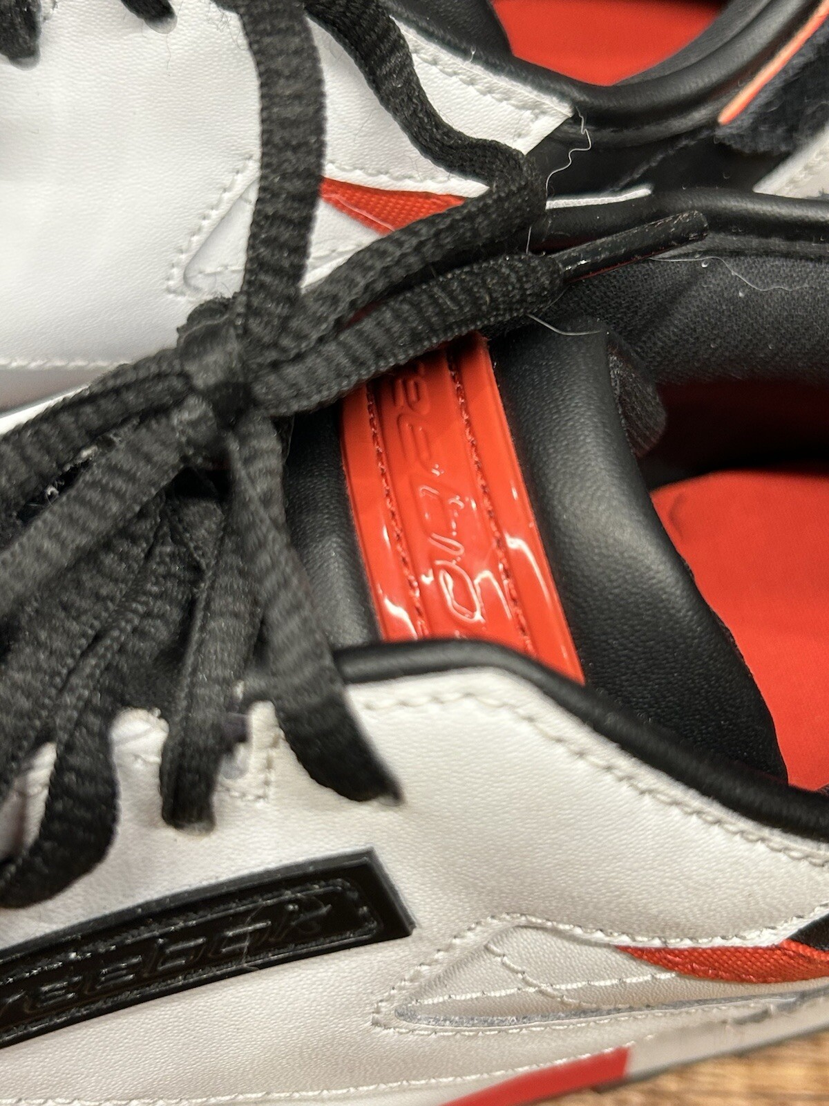 Picture 4 of 11