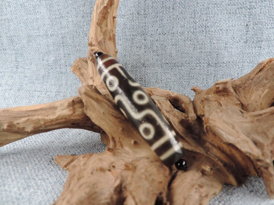 Ancient 9 Eyes Tibetan Old Agate Dzi Bead Amulet for Pendant Bracelet Gzi Bead A - Image 3 of 4