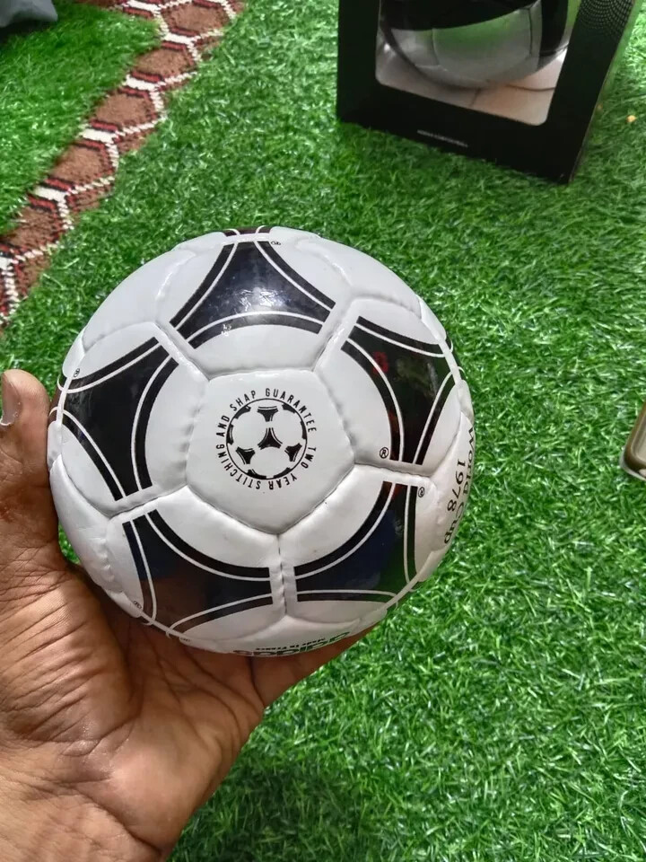 Adidas 2pcs Mini Soccer Ball Size 1 Official Match Ball FIFA World