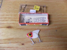 Beautiful Vintage Original Lazy Ike Sail Shark