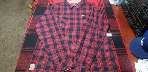 NWT Matix Mens Black &Red Plaid Longsleeve Shirt - Picture 1 of 5