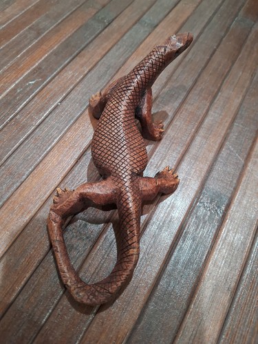 WOODEN KOMODO DRAGON 5" LIZARD DECOR WOOD INDONESIAN TROPICAL HAND CARVED NEW - Picture 4 of 12