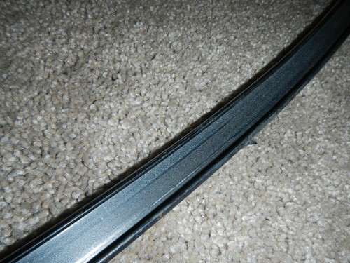 TOYOTA TERCEL SR5 1986 GUÍA DE ORUGAS VENTANA PUERTA TRASERA DERECHA 4x4 vagón - Imagen 9 de 12