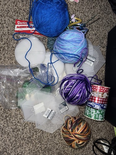 Giant Art Craft Lot Yarn Plastics Books Ribbons And More See Photos V090 K18 - Picture 7 of 20