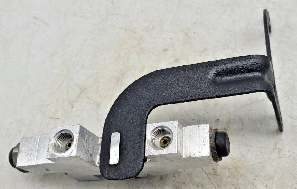 Válvula dosificadora freno antibloqueo Chevrolet C/K 1500 2500 3500 Chevy 03KH3499 Foto 4 de 4