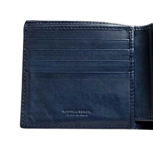 Portefeuille en maille Bottega Veneta bleu marine vente en gros 7127191578
