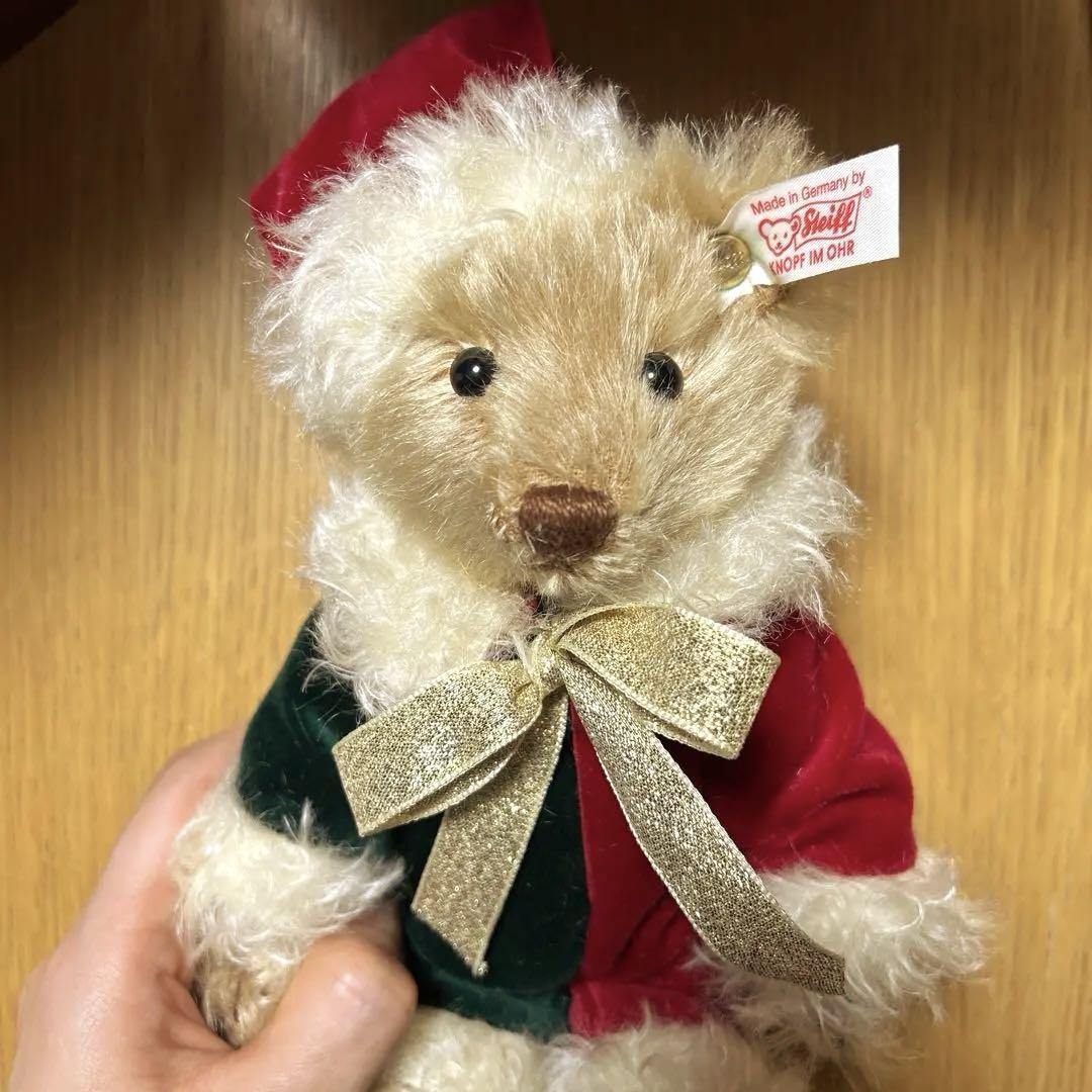 シュタイフ　テディベアSteiff Little Santa 2002 Steiff Little Santa 2002 teddy bear Japan limited 2,500
