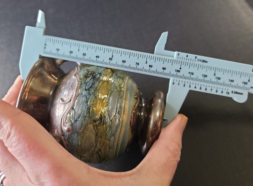 Jarrón antiguo Art Nouveau con revestimiento de plata de ley con remolino de vidrio diseño floral - Imagen 22 de 24