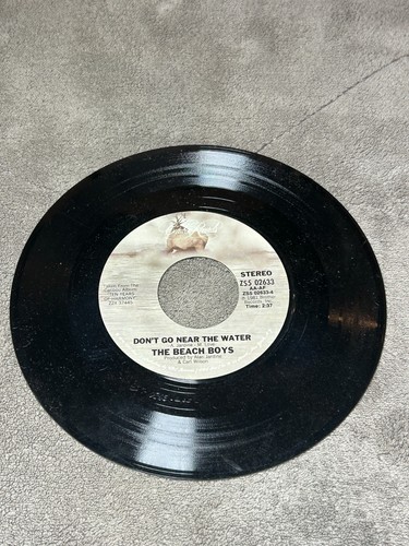 $2 45s - Superstars of Classic Rock - VG - NM Flat $5.00 Shipped - TS1 - Picture 48 of 246