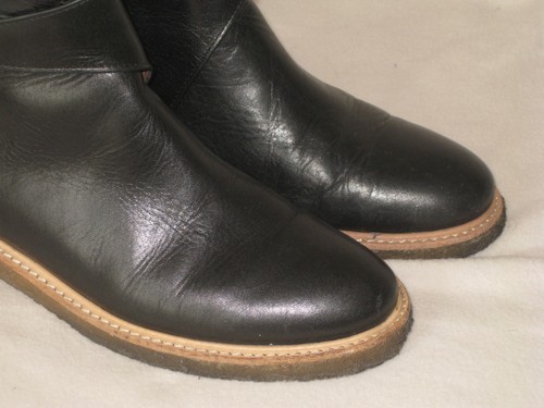 LOUISE ET CIE BLACK LEATHER BUCKLE RUBBER OUTSOLES ANKLE BOOTS SIZE 8 - Picture 5 of 13