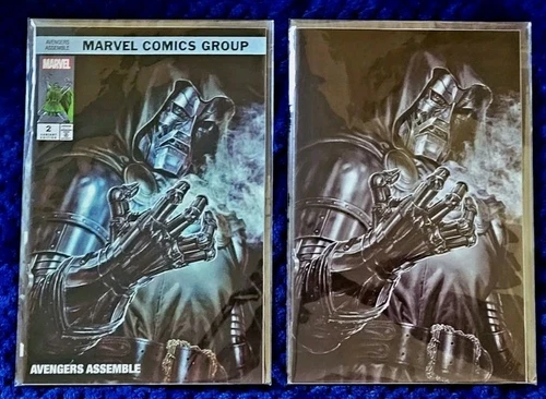 AVENGERS ASSEMBLE 2 DOOM TRADE and B&W VARIANT Lee Bermejo NYCC 2024 Set of 2