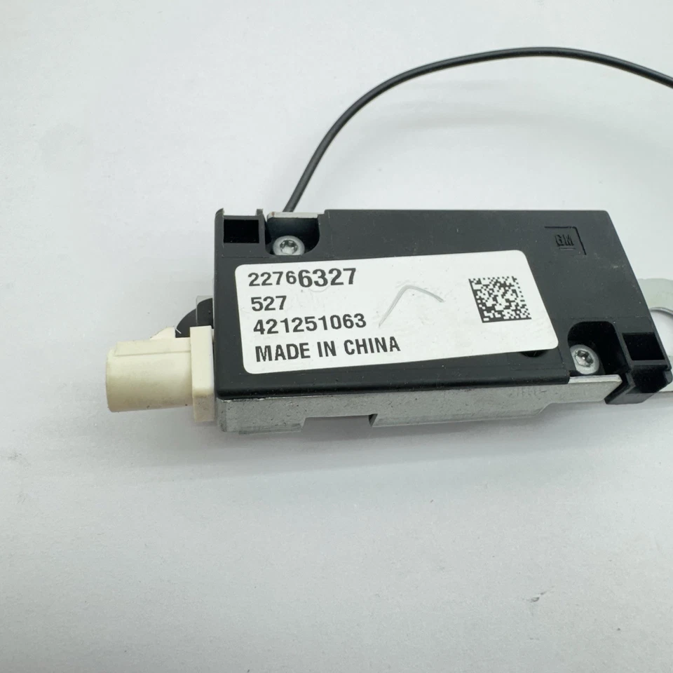 2013 -2019 CADILLAC XTS RADIO ANTENNA AMPLIFIER CONTROL MODULE UNIT OEM 22766327 - Image 2 of 4