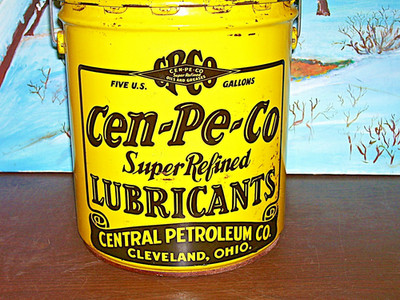 1961 Cen-Pe-Co  (CENTRAL PATROLEUM CO)  SUPER REFINED LUBRICANS ~ 5 GAL OIL CAN