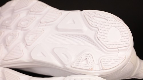 Hoka One One Clifton 9 Running Shoes Women’ Sz 7.5 (D) - White - 1132211 WWH - - Picture 11 of 11