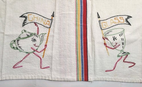 Vtg. Hand Embroidered Towels 2 Lot / Tea Pot & Glass Design / 15x21 Inches - Picture 3 of 10