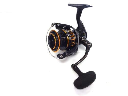Daiwa BG 3500 Black and Gold Saltwater Spinning Reel BG3500 - NEW - Picture 2 of 5