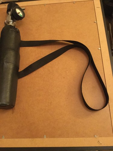 Bombola ossigeno emergenza aereo, (vuota); usata in valigetta - Foto 12 di 12