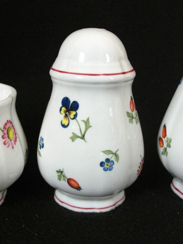 Villeroy & Boch "Petite Fleur" Porcelain Shaker, Cream and Sugar Bowl - Picture 3 of 4