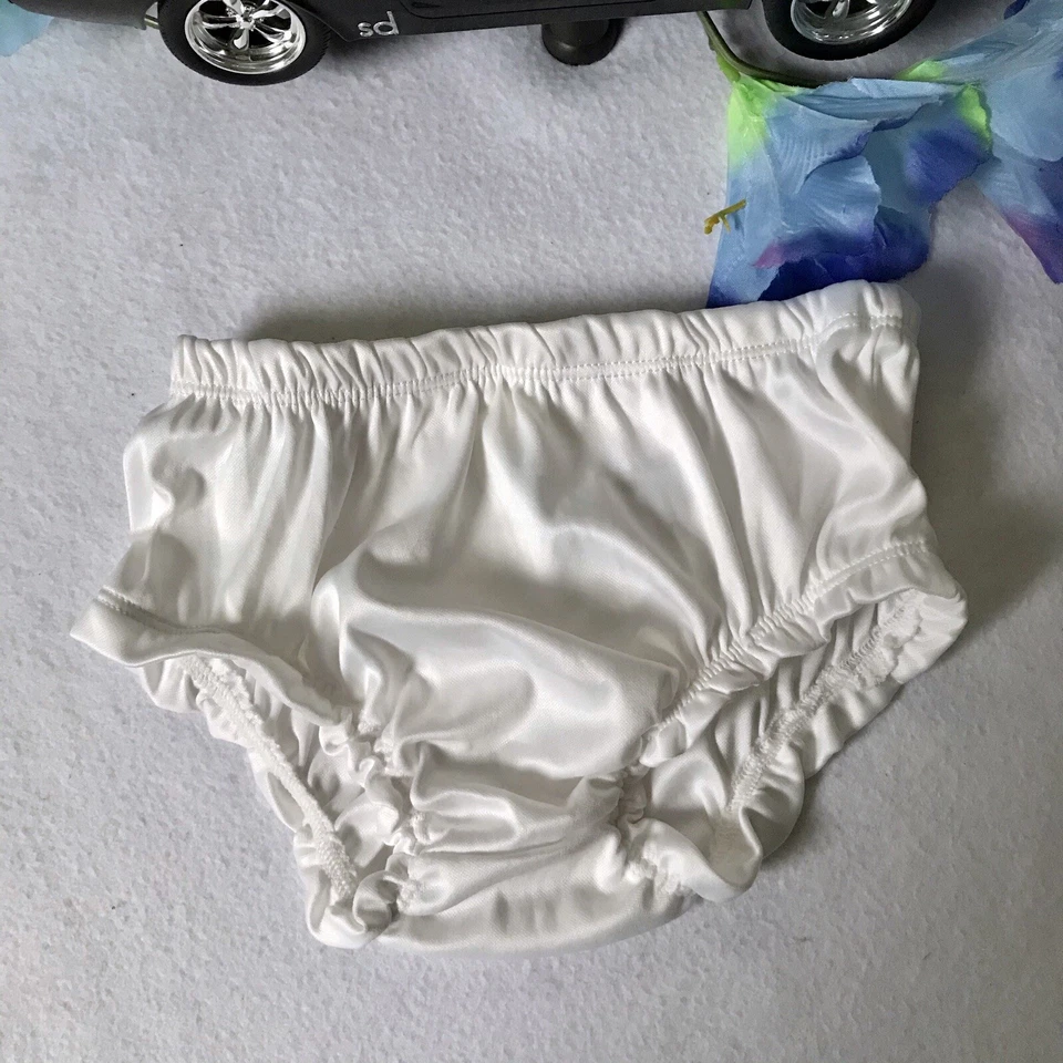 Fundas de pañales Carter's and Baby Grand Signature nuevas surtidas 3-18 meses Foto 2 de 4