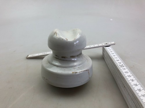 1x antiker Porzellan Isolator " RW " Briefbeschwerer Deko 10cm Industrie Design - Picture 3 of 8
