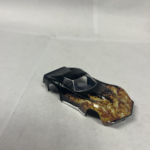NEW AFX RACING CORVETTE WITH WILDFIRE GRAPHICS ON BLACK HO SLOT CAR BODY - Picture 2 of 7