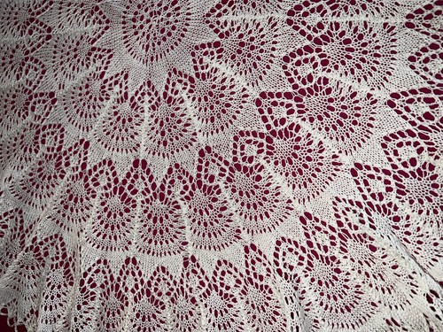 Napperon fait main aux aiguilles en coton diamètre 68 cm , N° 4 - Picture 4 of 4