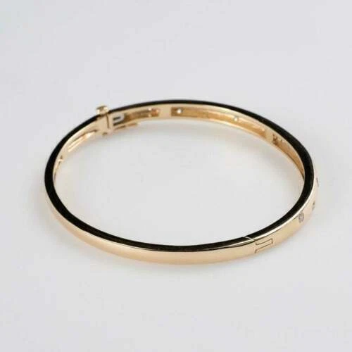 Brazalete brazalete para mujer de diamantes simulados de corte redondo de 2,0 quilates acabado en oro amarillo de 14 quilates Foto 4 de 4