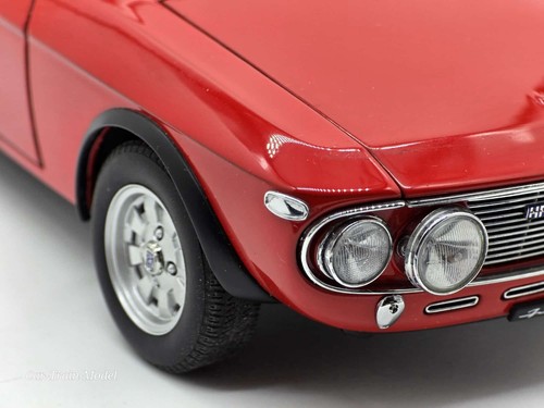 Lancia Fulvia 1.6HF Fanalone 1972 - AUTOart 74701 1:18 1/18 - Foto 8 di 8