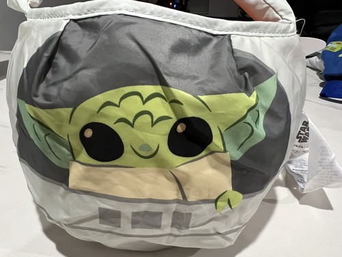 Nuevo Disney Star Wars: The Mandalorian Reversible Grogu Truco o Trato - Imagen 4 de 6