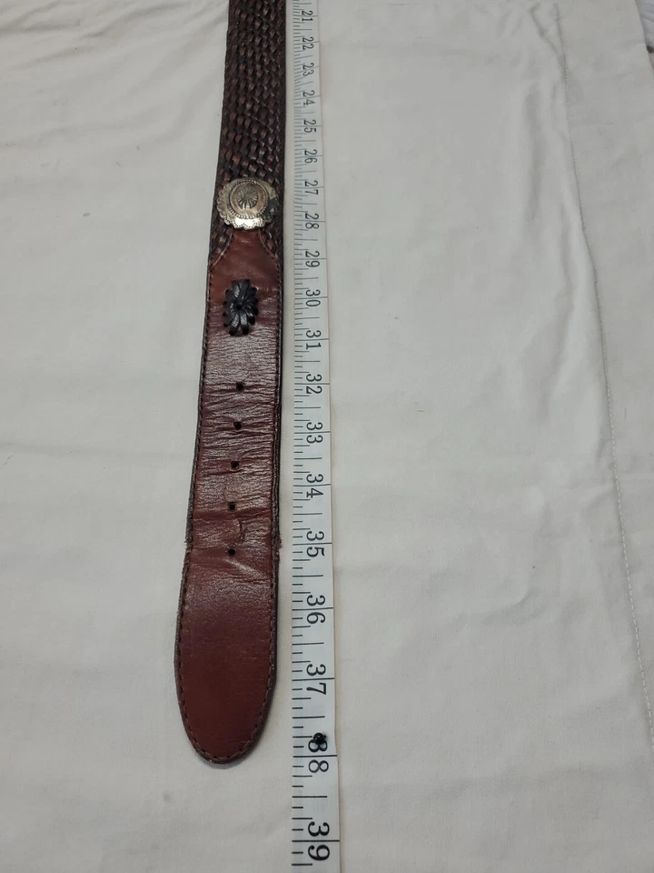 Cinturón bohemio occidental trenzado con hebilla plateada de cuero marrón vintage talla pequeña Foto 3 de 4