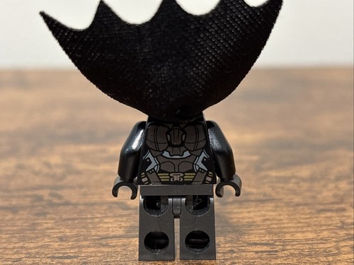 RARE Batman Arkham Knight Minifigure - Picture 5 of 5