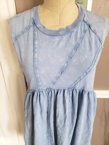 ¡¡Fabuloso vestido azul bebé sin mangas de Urban Outfitters!! Talla XS!! - Imagen 2 de 7