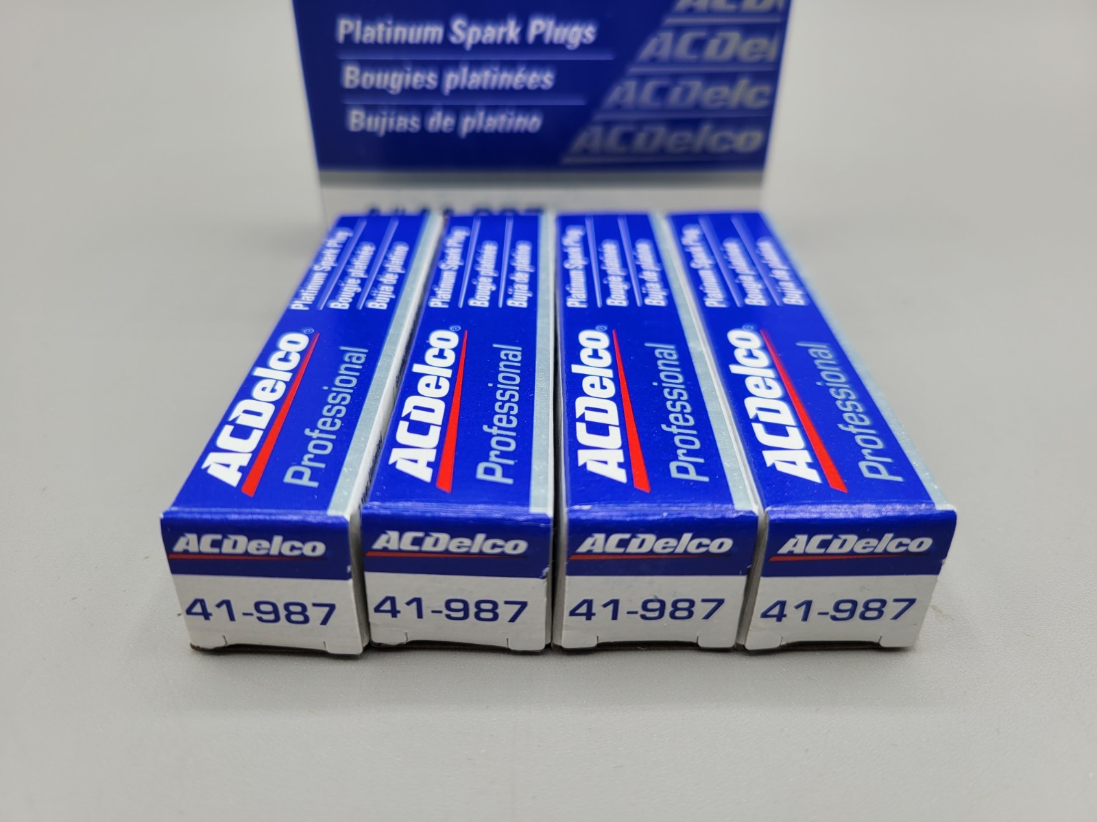NEW Pack of 4 ACDelco 12679799 Double Platinum Spark Plugs 41-987