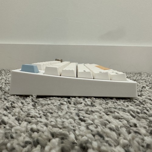 Keydous NJ80-AP Wired Mechanical Keyboard (Gateron Milky Yellow Switches) - Photo 3/8