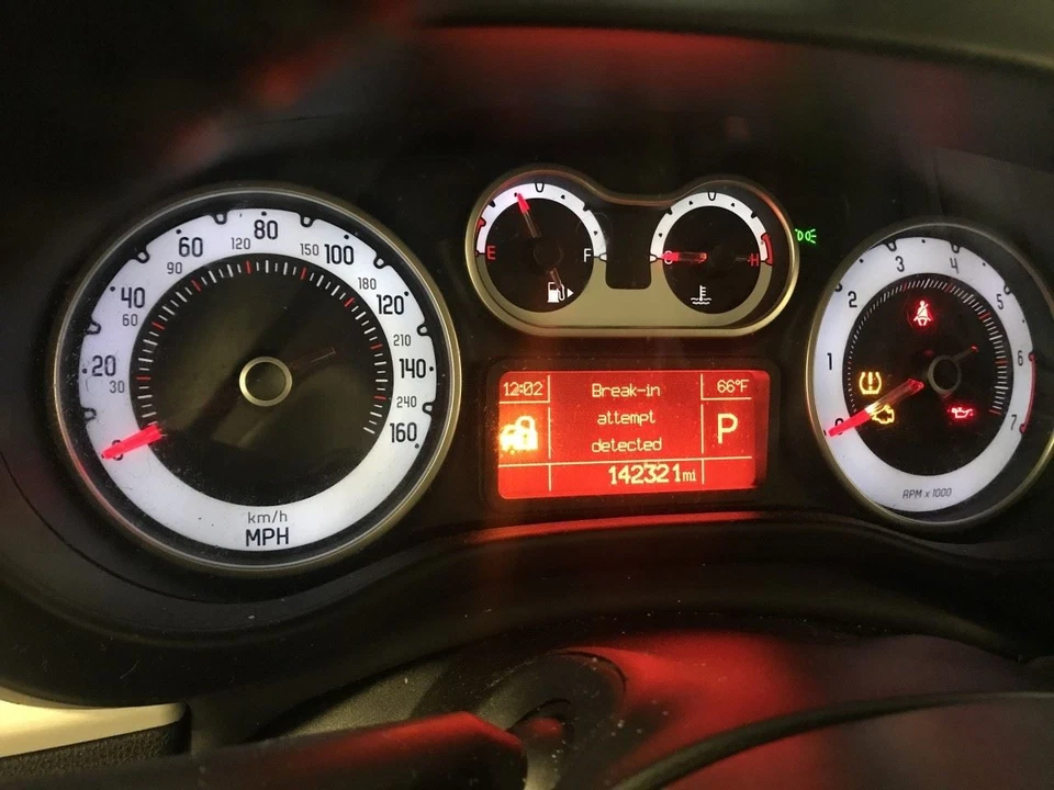 Velocímetro 4 puertas modelo L compatible con 14-17 FIAT 500 2661695 Foto 3 de 3