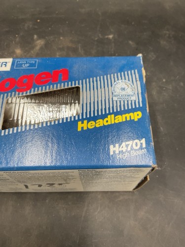 Used Wagner H4701 High Beam Headlight - Picture 2 of 5