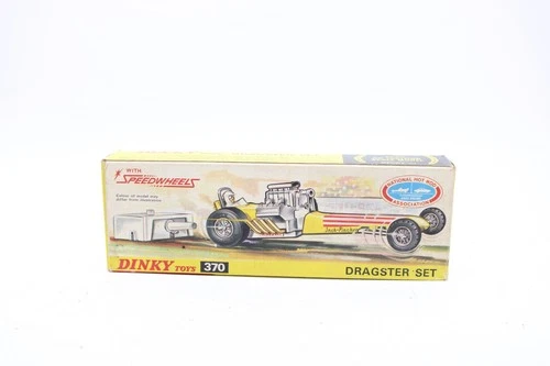 T Vintage Boxed Working Dinky Toys 370 dragster Set With Speed Wheels