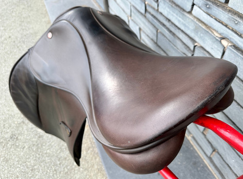 18” XW Jeffries Falcon Event Saddle - Brown - Picture 3 of 13