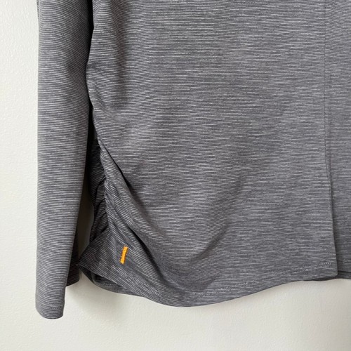 Lucy Cosmic Long Sleeve Top Ruching Keyhole Back Womens Large Gray Athletic - Picture 5 of 9