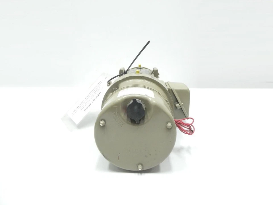 Motor de freio Ge 5KS145SAA2083 Stearns 105601200bnf 145tc 1.5hp 1745rpm 575v-ac - Imagem 3 de 4