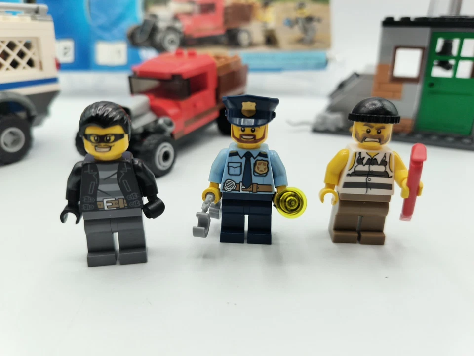 LEGO City 60048 - Police Dog Unit - 100% Complete + Instructions - NO Box - Image 2 of 4