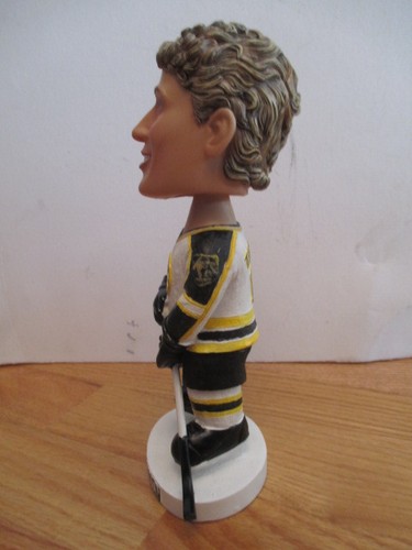 Captain Joe Thornton LTD SGA Bobble Head BOSTON BRUINS / SQUALI SAN JOSE - Foto 2 di 5