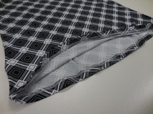 Once & Again NYC Collection (B1-007) Size L Women’s Geometric Print Stretch Top - Picture 11 of 12
