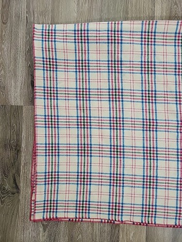 Pearce Woolrich Size 60" x 62" Pink Plaid Wool Knit Blanket Warm Throw USA Made - Picture 2 of 8