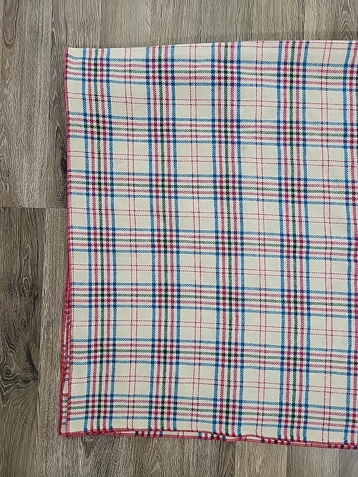 Manta Tejida Lana a Cuadros Rosa Pearce Woolrich Talla 60" x 62" Tiro Cálido Hecha en EE. UU. Foto 2 de 4