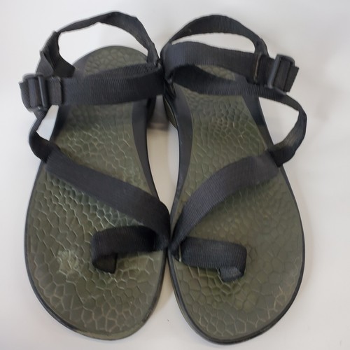 Chaco Z/Volv Women's Size 9 Scaled Royal Strappy Sandal Black And Green. - Picture 11 of 12